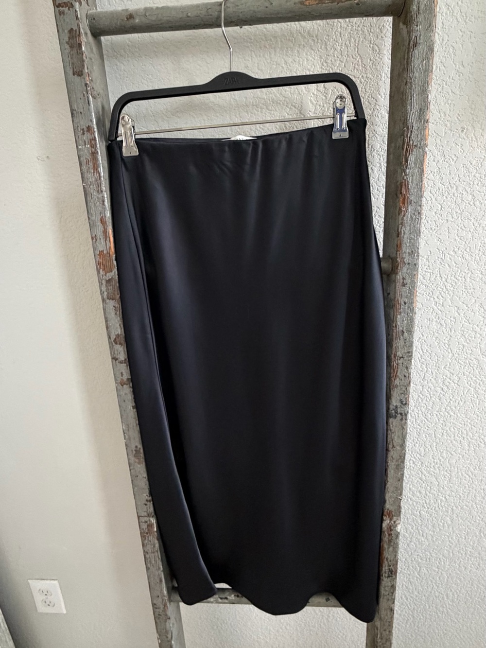 Abercrombie & Fitch Black Satin Midi Skirt